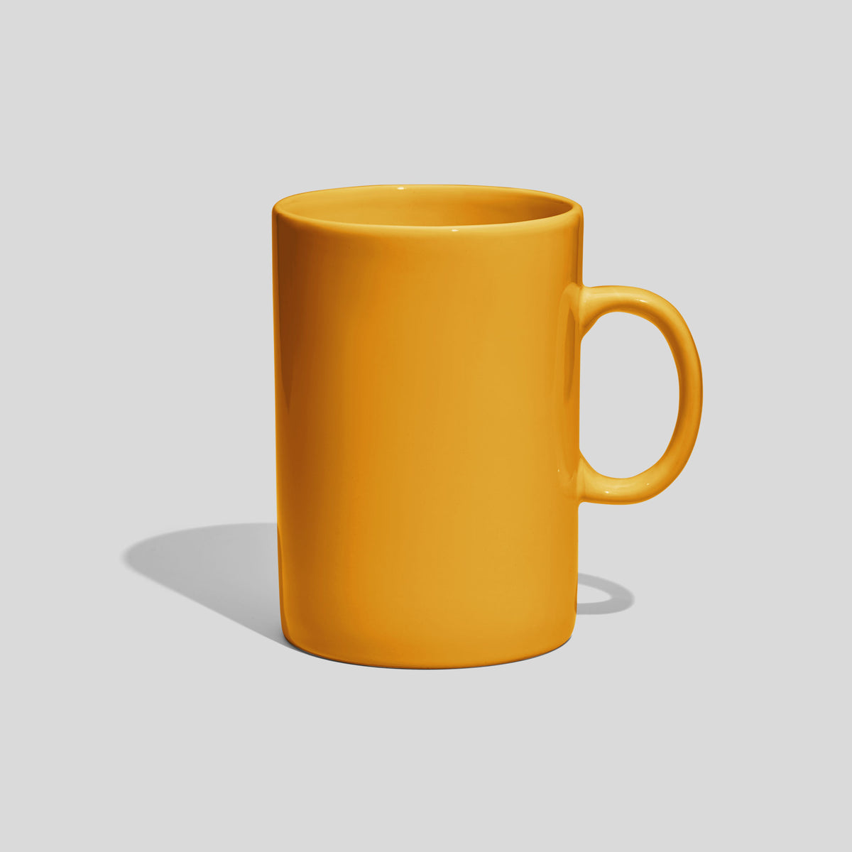 Zylindrische Keramiktasse 900 ml mit ovalem Henkel – Gelb